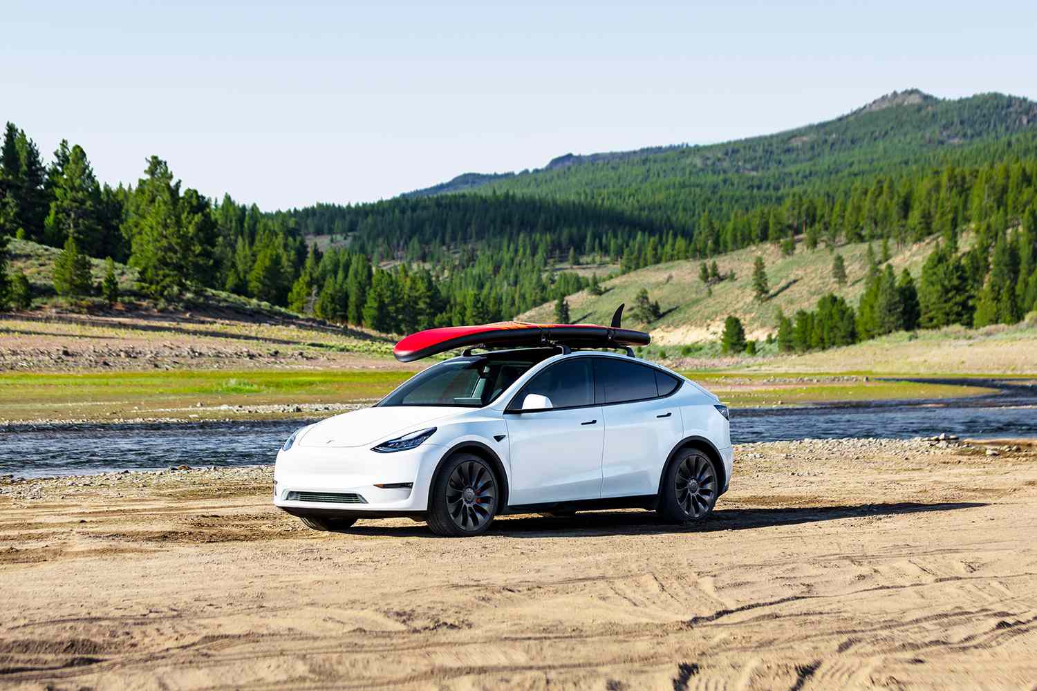 Range Anxiety Myths: Why Electric Cars Are Ready for Road Trips